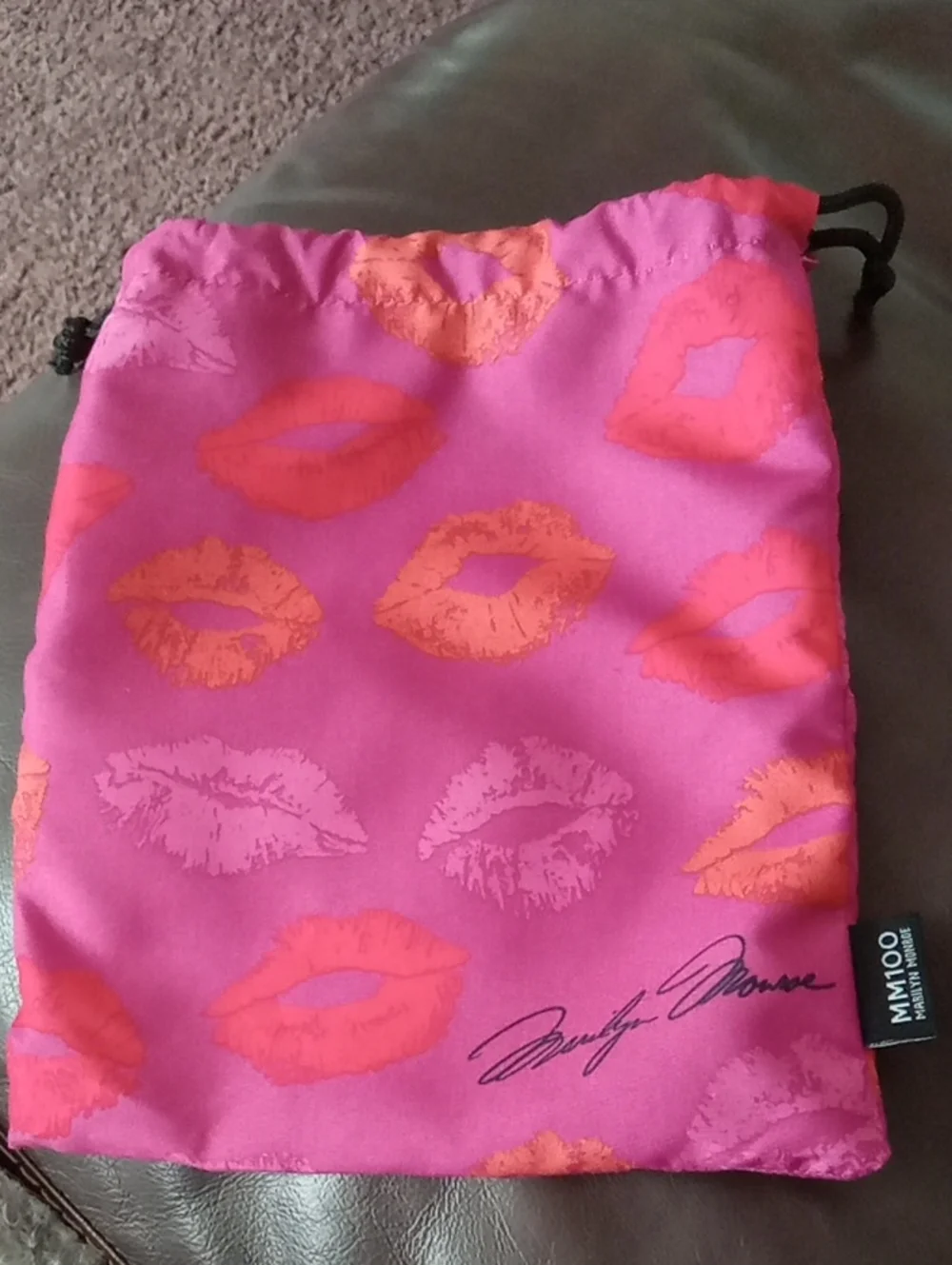 Pink Kiss-Print Cosmetic Drawstring Bag